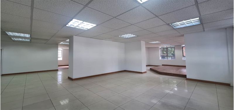 Oficina en Venta en Bogotá, D.C., Bella Suiza-7