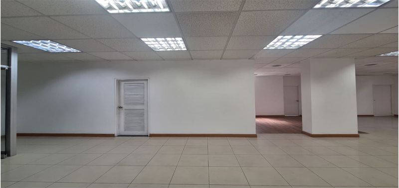 Oficina en Venta en Bogotá, D.C., Bella Suiza-9