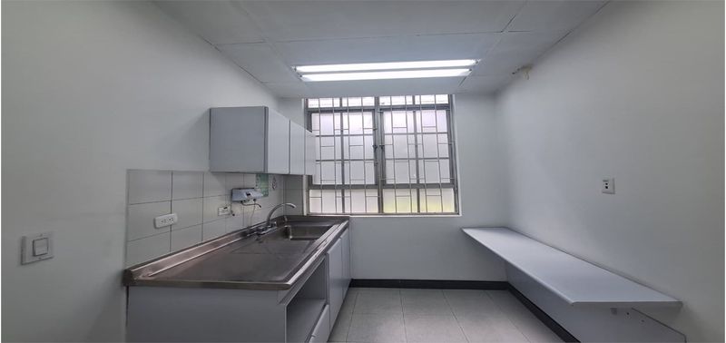 Oficina en Venta en Bogotá, D.C., Bella Suiza-22