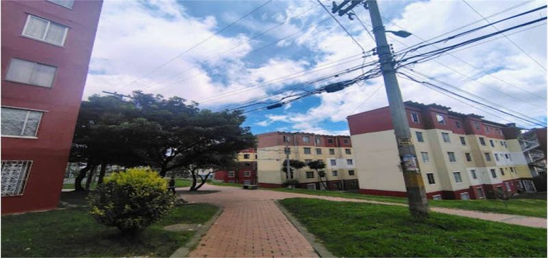 Apartamento en Venta en Bogotá, D.C., Camino de arrayanes Torremolinos-1