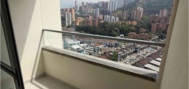 Apartamento en Venta en Medellín, Ciudad Del Rio-9
