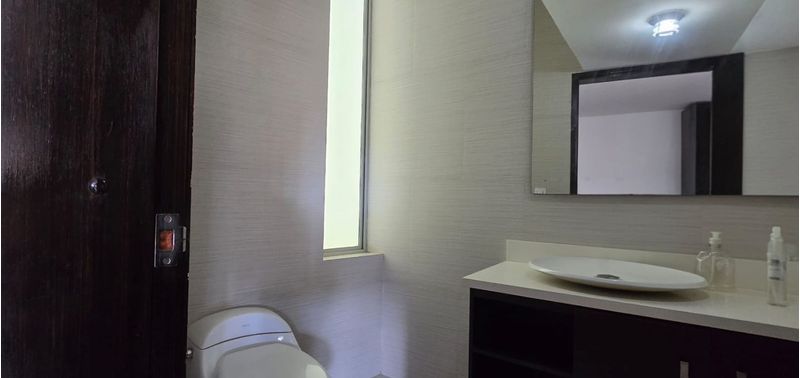 Casa en Venta en Envigado, Loma Del Escobero-19
