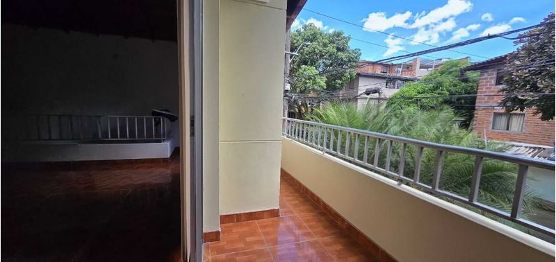 Casa en Venta en Envigado, Las Flores