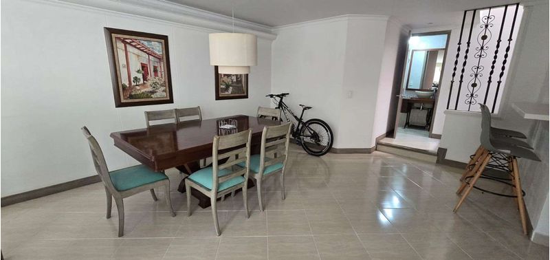 Casa en Venta en Medellín, El Poblado-11
