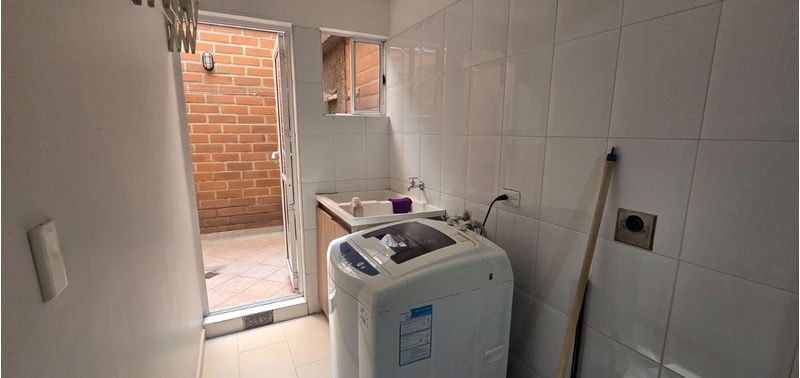 Casa en Venta en Medellín, El Poblado-16