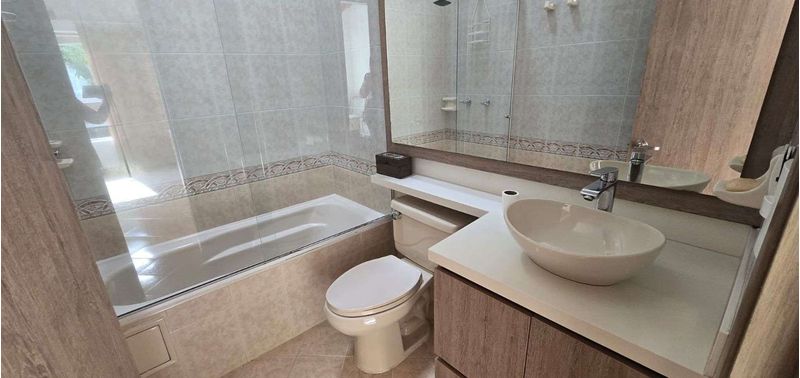 Casa en Venta en Medellín, El Poblado-29