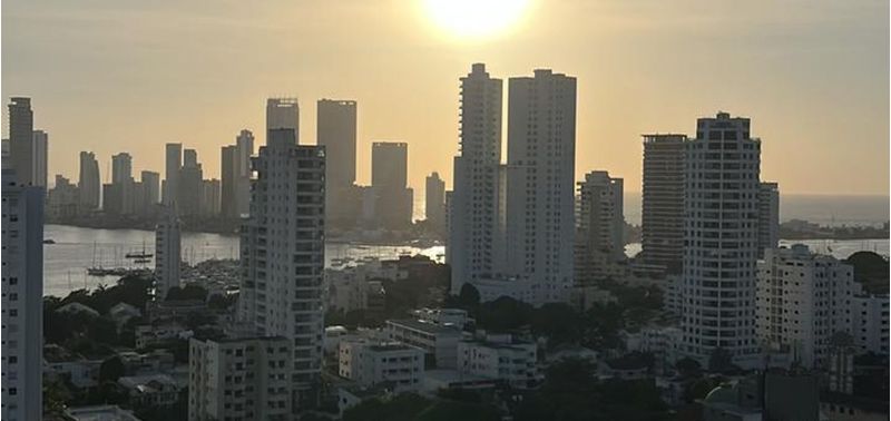 Apartamento en Venta en Cartagena De Indias, Manga-0