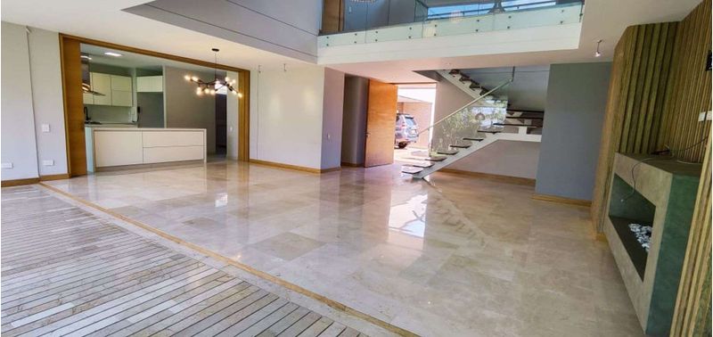 Casa en Venta en Medellín, San Lucas-0