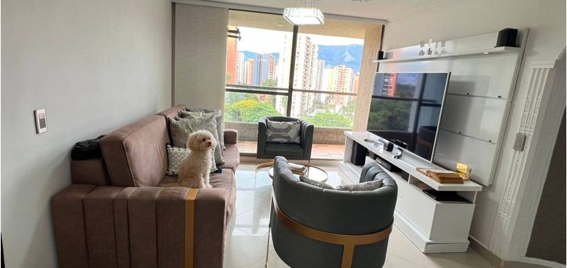 Apartamento en Venta en Medellín, Belén Loma de los Bernal