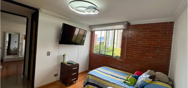 Apartamento en Venta en Medellín, Belén Loma de los Bernal-12