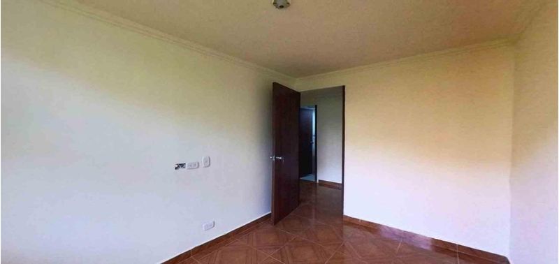Apartamento en Venta en Madrid, altos de madrid-2