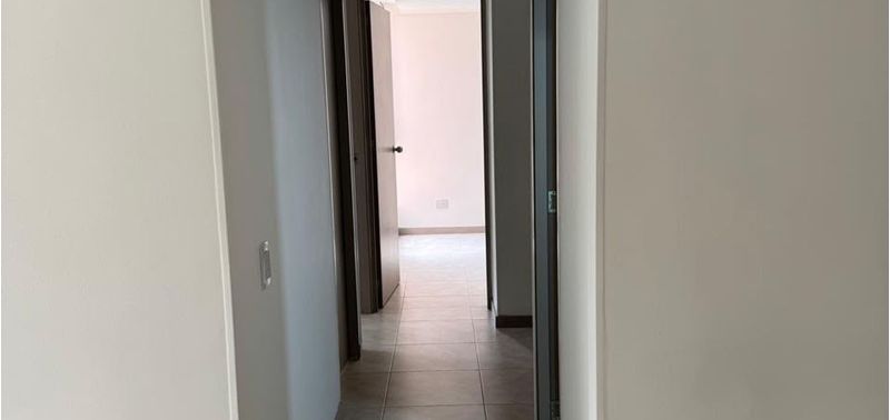 Apartamento en Venta en Envigado, La Cuenca-8