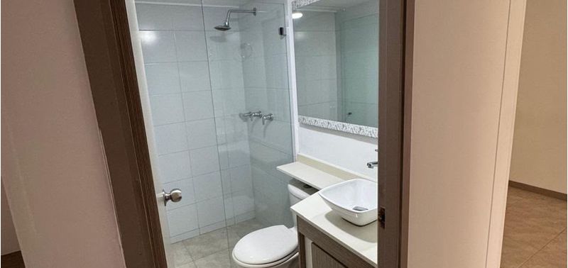 Apartamento en Venta en Envigado, La Cuenca-9