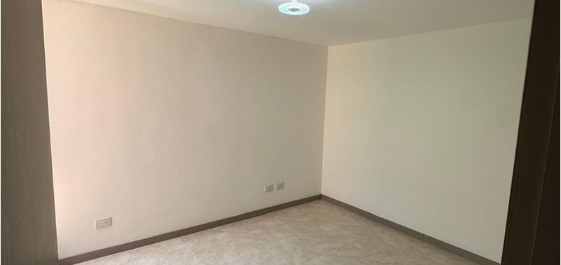 Apartamento en Venta en Envigado, La Cuenca-15