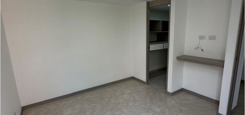 Apartamento en Venta en Envigado, La Cuenca-19
