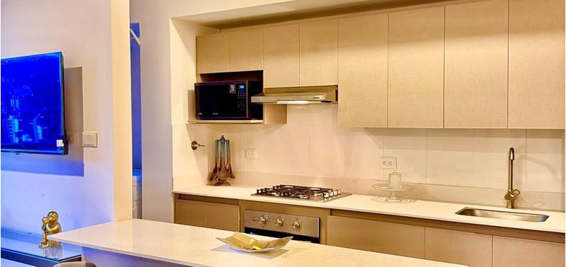 Apartamento en Venta en Envigado, Jardines-0
