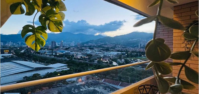 Apartamento en Venta en Envigado, Jardines-11