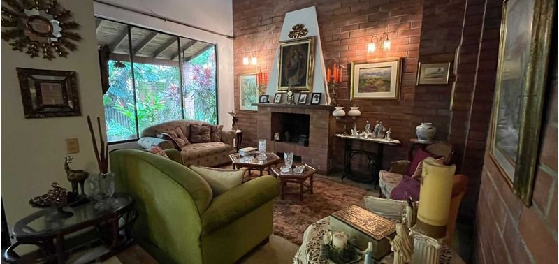 Casa en Venta en Medellín, El Poblado-0