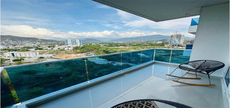 Apartamento en Venta en Santa Marta, Rodadero Sur-0