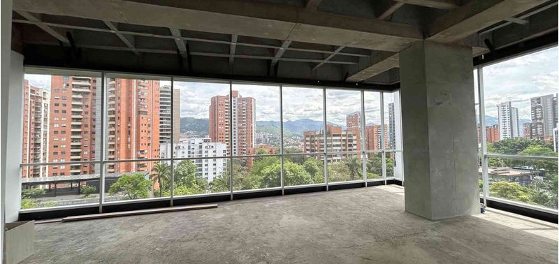 Oficina en Venta en Medellín, El Poblado-1