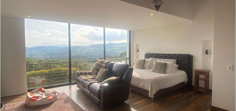 Casa en Venta en Envigado, Alto De Palmas-0