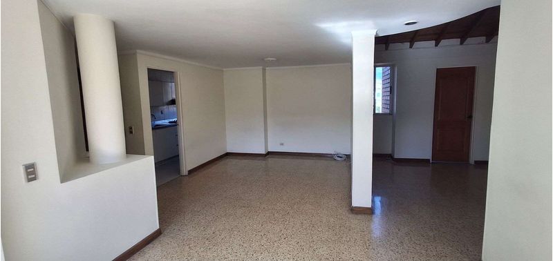 Apartamento en Venta en Medellín, Estadio-1