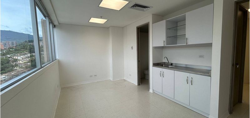 Oficina en Venta en Sabaneta, Ancon Sur-0