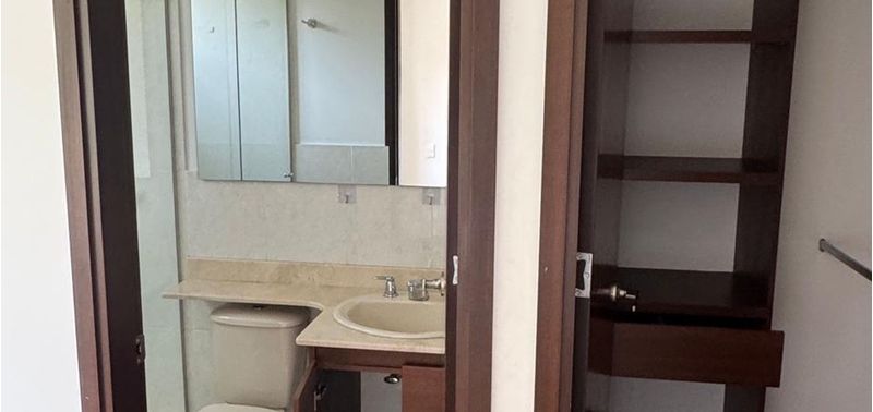 Apartamento en Venta en Medellín, El Poblado-9