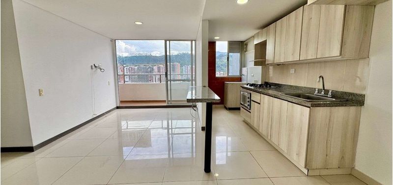 Apartamento en Venta en Sabaneta, Aves Maria-0
