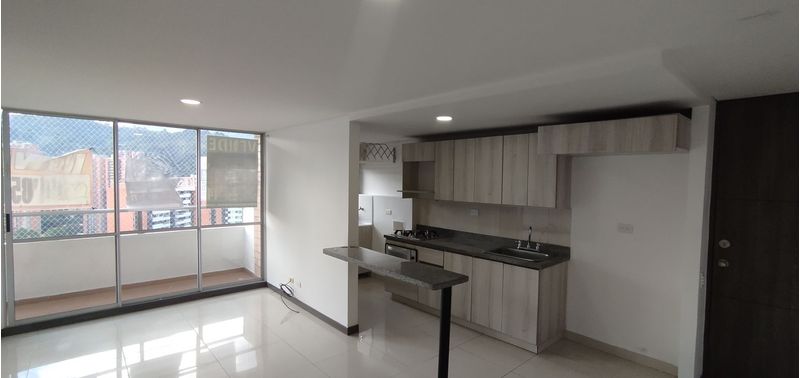 Apartamento en Venta en Sabaneta, Aves Maria-1