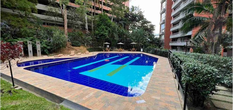 Apartamento en Venta en Medellín, El Tesoro-13