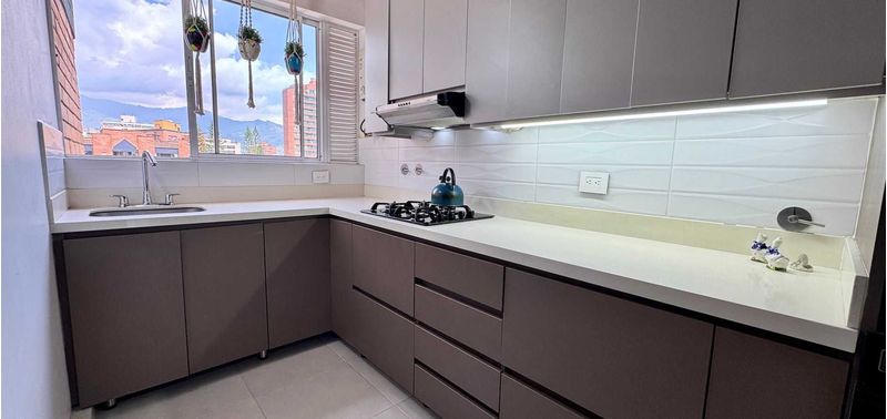 Apartamento en Venta en Medellín, El Poblado-5