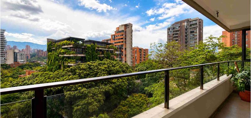 Apartamento en Venta en Medellín, El Poblado-0