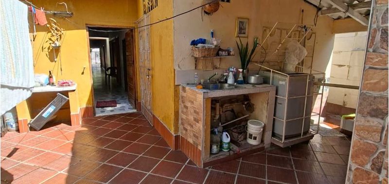 Casa en Venta en Cartagena De Indias, Armenia-0