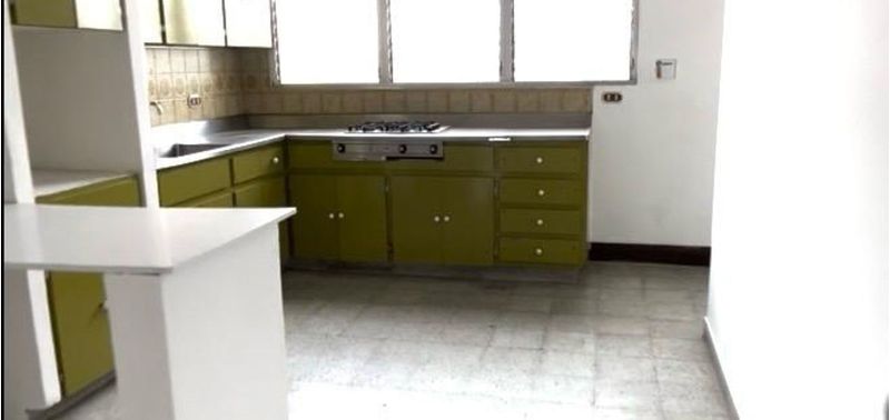 Apartamento en Venta en Medellín, Candelaria-0