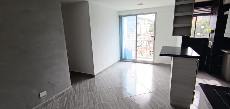 Apartamento en Venta en Itagüí, Itaguí-0