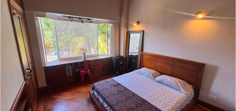 Casa en Venta en Envigado, Loma Del Escobero-21