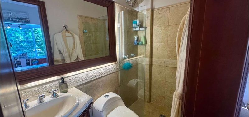 Casa en Venta en Envigado, Loma Del Escobero-24