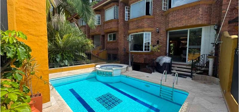 Casa en Venta en Envigado, Loma Del Escobero-26