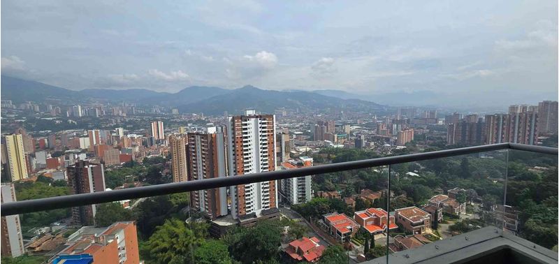 Apartamento en Venta en Sabaneta, Las Lomitas-0