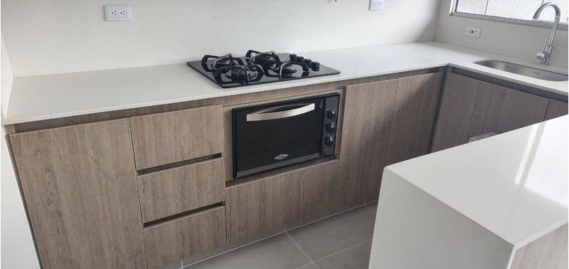 Apartamento en Venta en Medellín, La Ceja-2