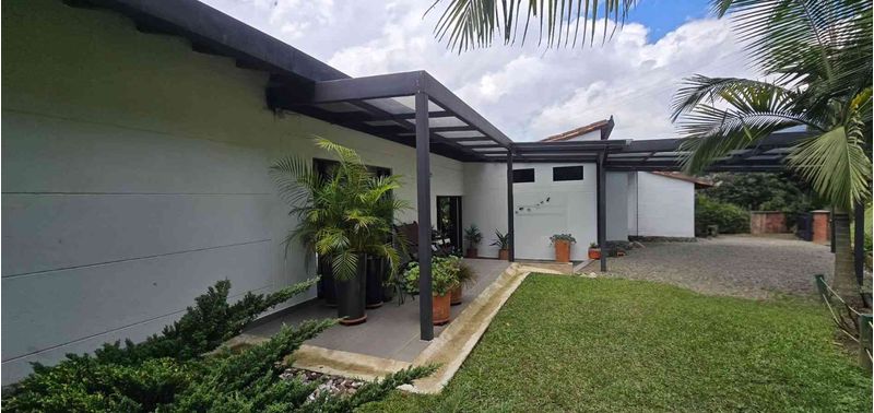 Casa en Venta en La Estrella, La Estrella-0