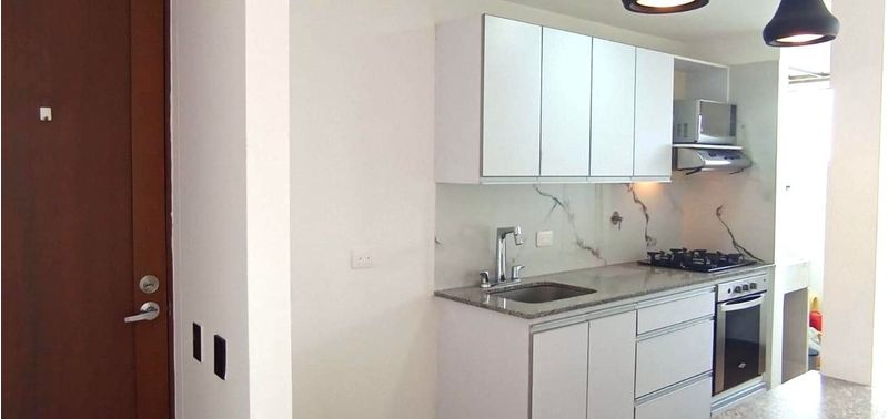Apartamento en Venta en Envigado, La Cuenca-1