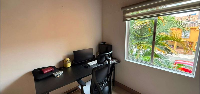 Casa en Venta en Envigado, Alcalá-11