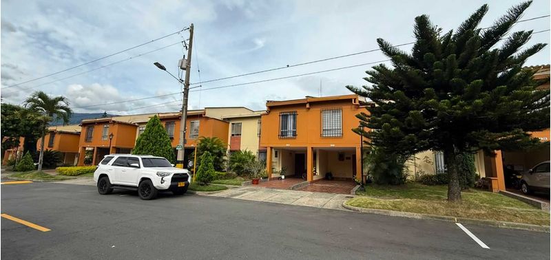 Casa en Venta en Envigado, Alcalá-12