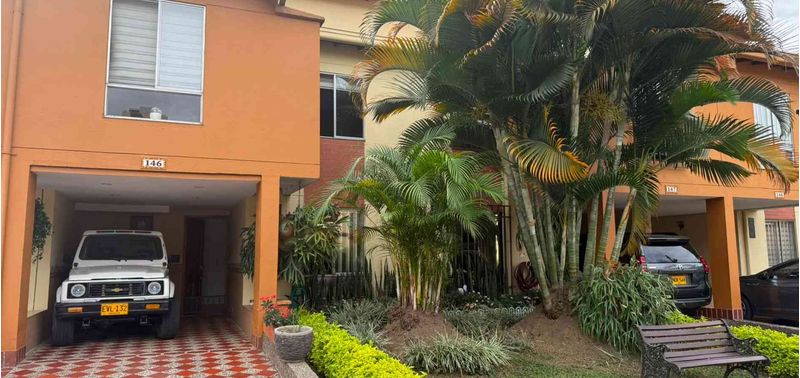 Casa en Venta en Envigado, Alcalá-13
