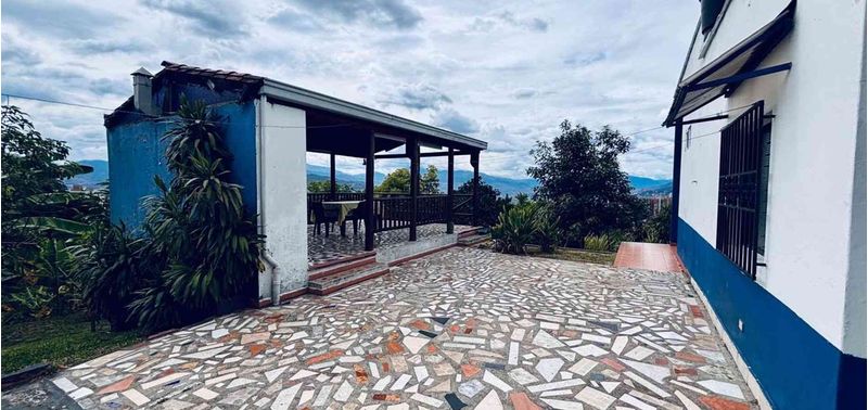 Casa en Venta en Envigado, Alto de Misael-13