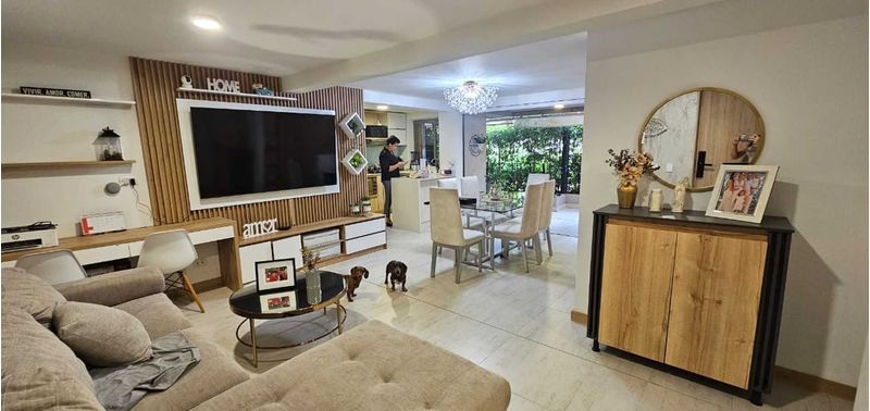 Apartamento en Venta en Medellín, Belén Loma de los Bernal
