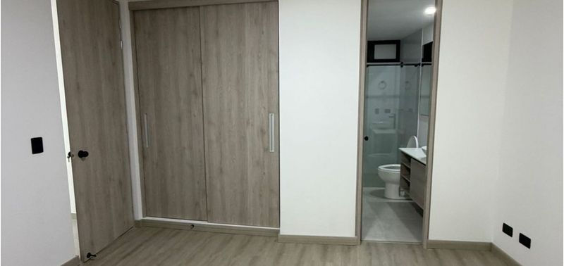 Apartamento en Venta en Envigado, El Escobero-0