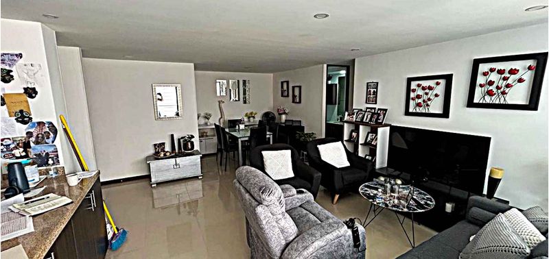 Apartamento en Venta en Medellín, Villa Carlota